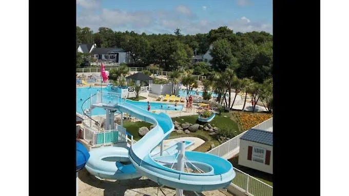 Mobil Home Camping Kerlann 6 Personnes 2 Chambres Emplacement Idyllique Pont-Aven Campsite